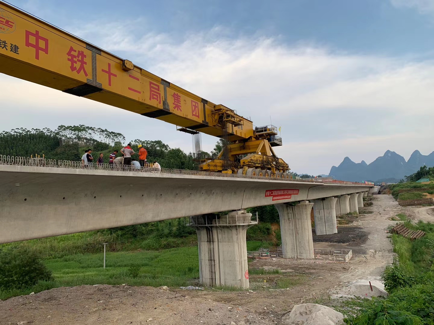 东莞预应力加固在公路桥梁施工应用